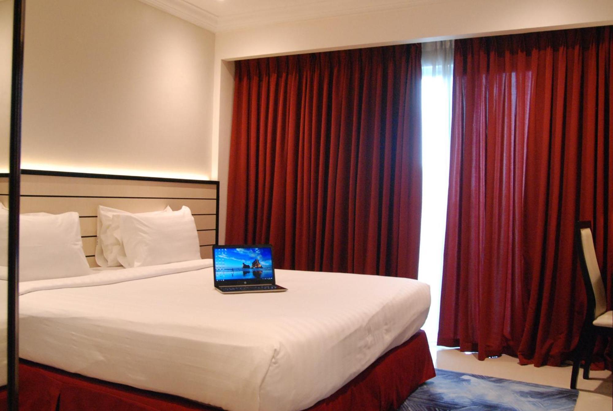Pacific Palace Hotel Наґойя Номер фото
