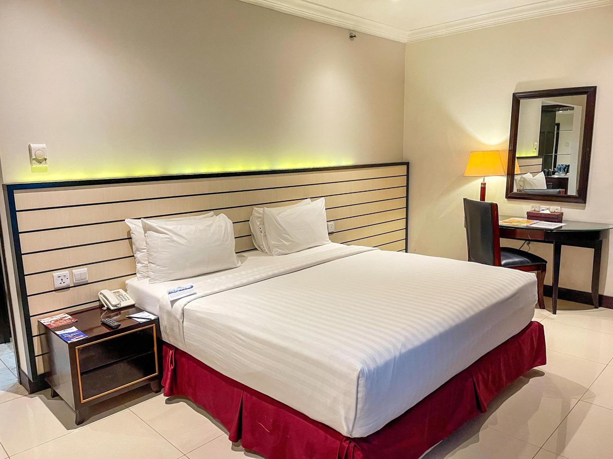 Pacific Palace Hotel Наґойя Номер фото