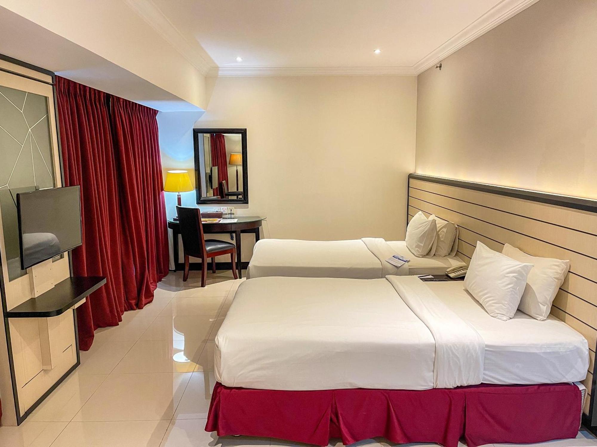 Pacific Palace Hotel Наґойя Номер фото